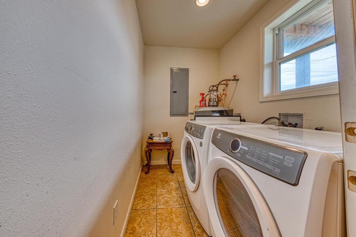 Park Place - image 6