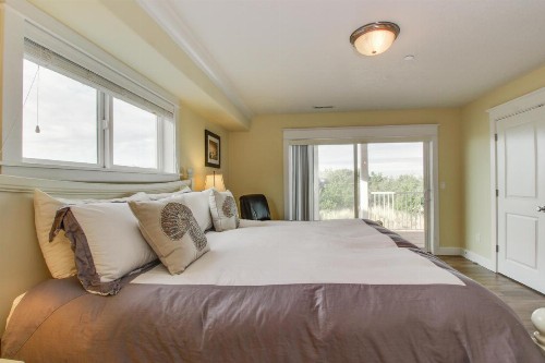 Salt Water Beach House - image 4