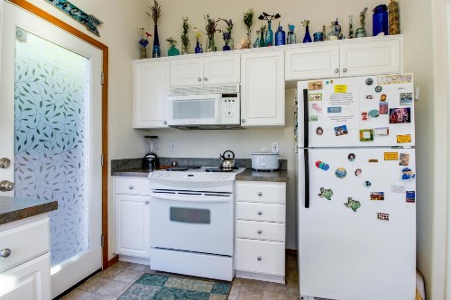 Cedar Creek Retreat - image 11