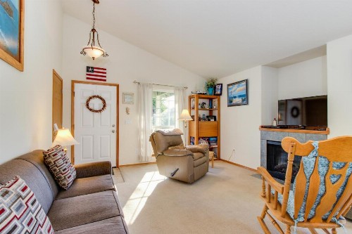 Cedar Creek Retreat - image 6