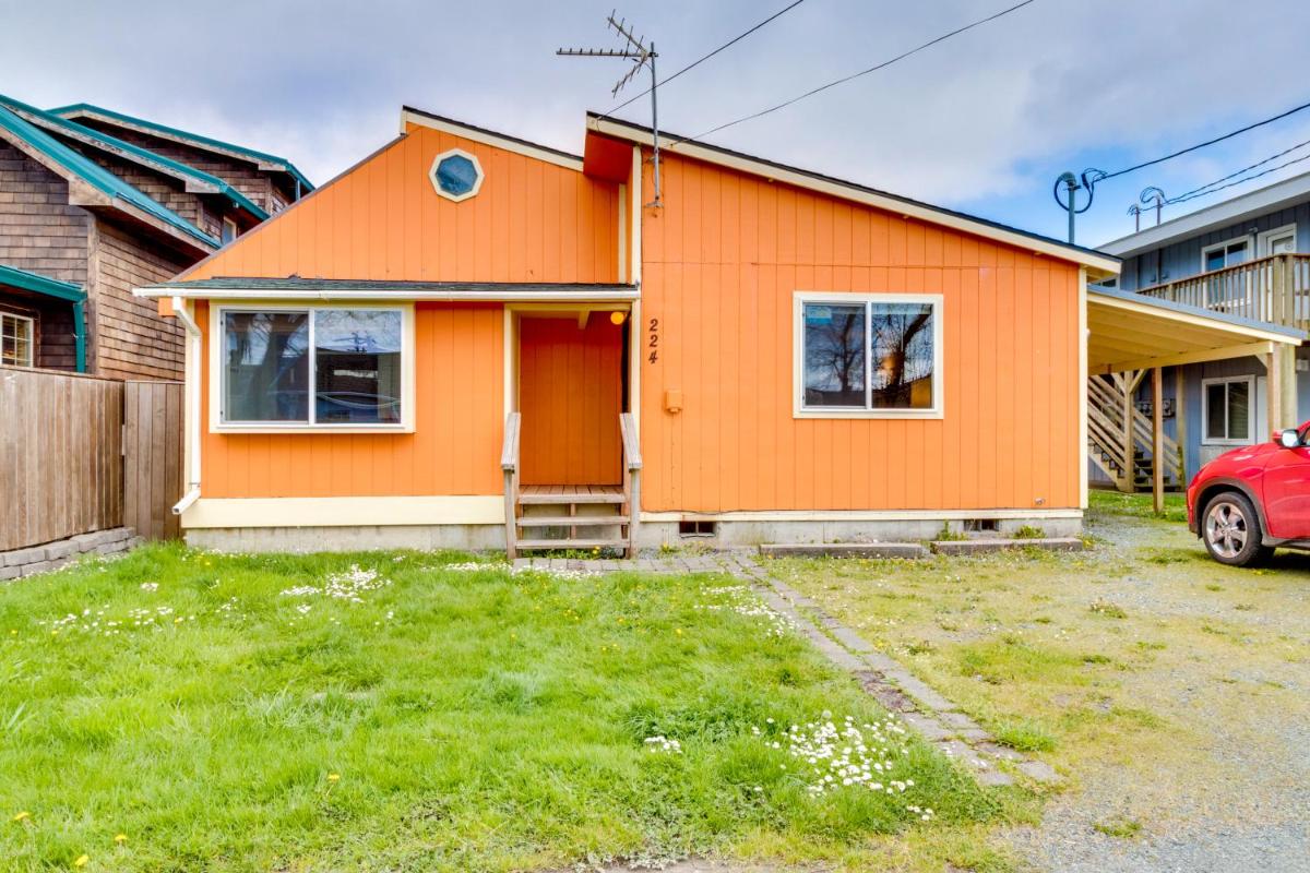 Orange Beacon House - main image