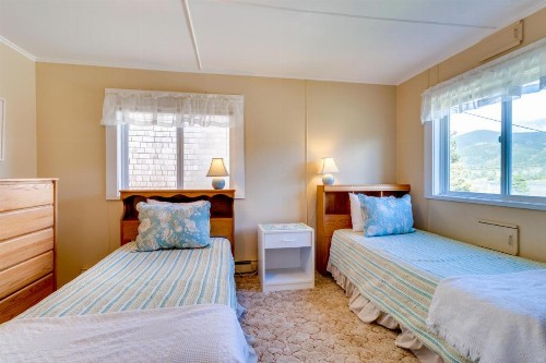 Auntie's House - image 3