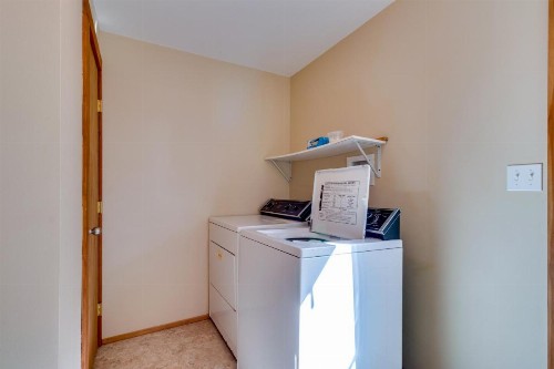 Auntie's House - image 9