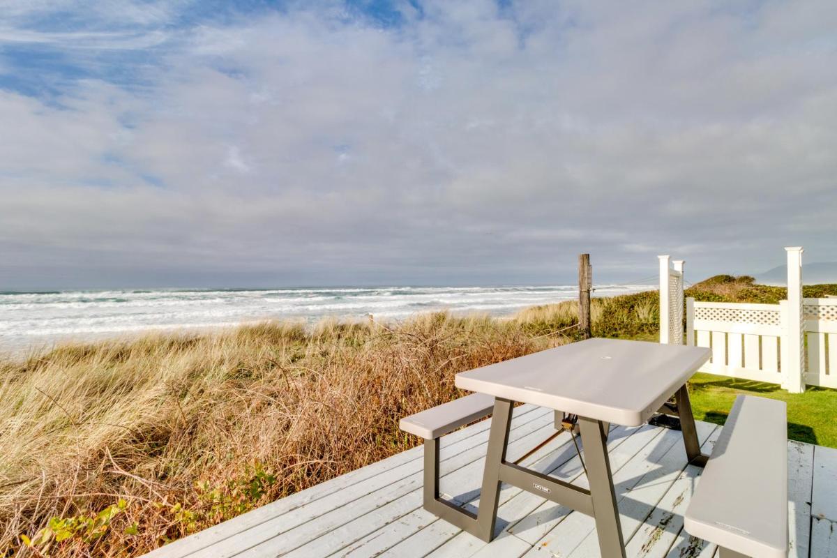 Ace's Beach House - image 6