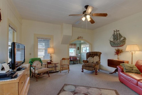 Captain's Cottage - image 7