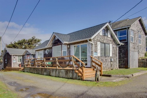 Second Tide - Oceanview Cottage - image 6