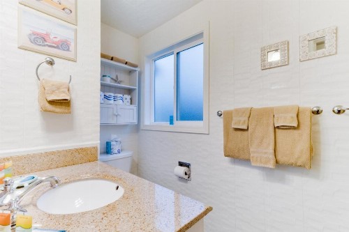 Surftide Cottage - image 11