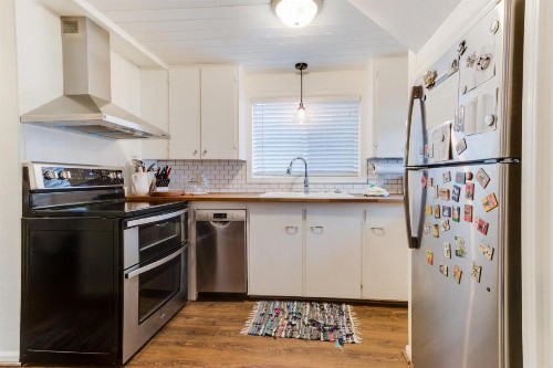 Surftide Cottage - image 9