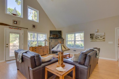 Rockaway Getaway - image 12