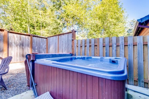 Creekside Paradise - image 12