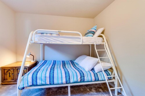Creekside Paradise - image 7