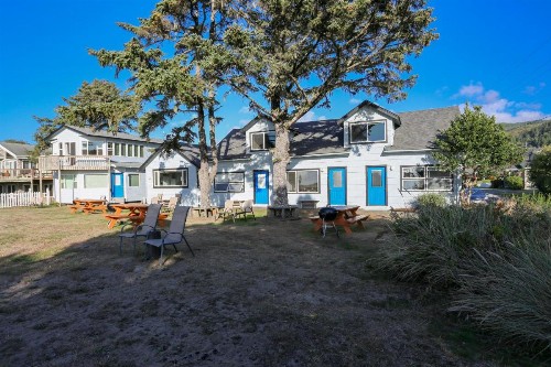 Ocean Rogue Inn