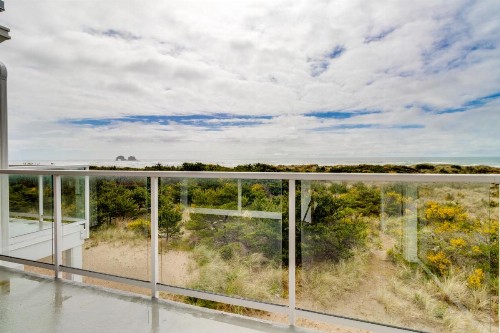 Diamond Beach Bungalow - image 8