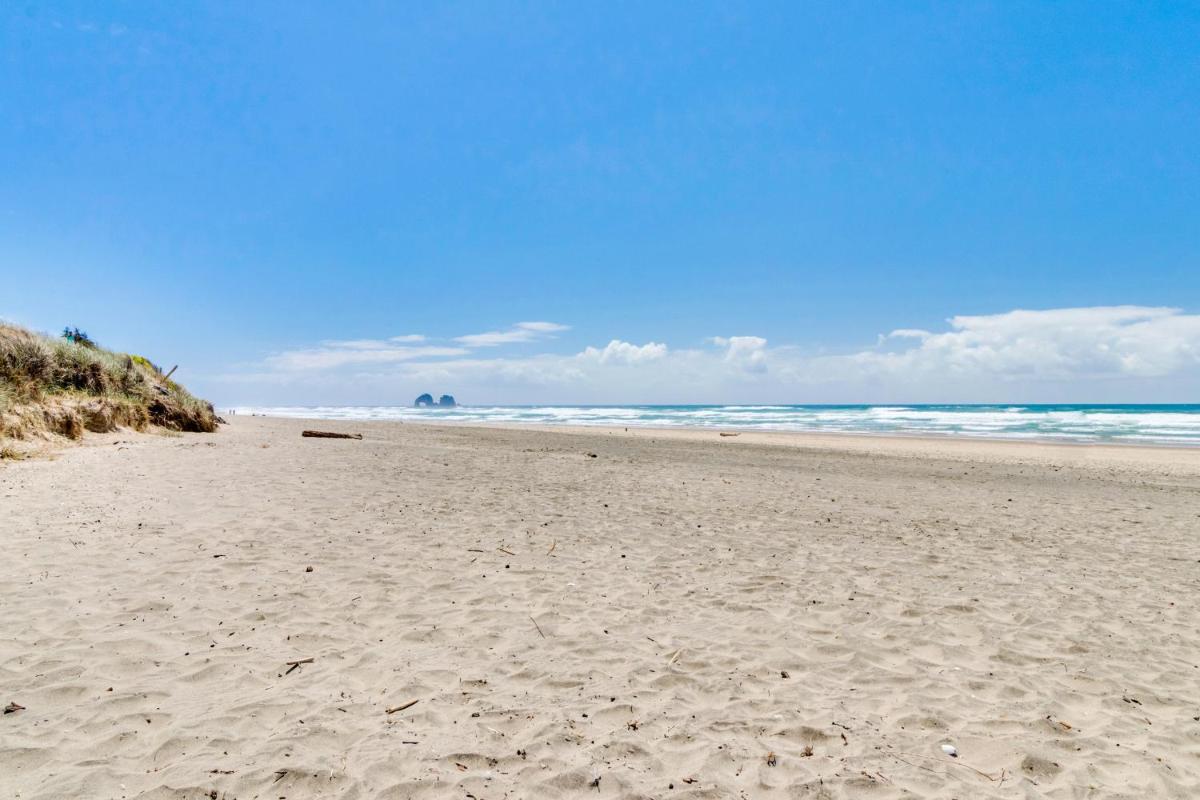 Pacific Crest - image 5