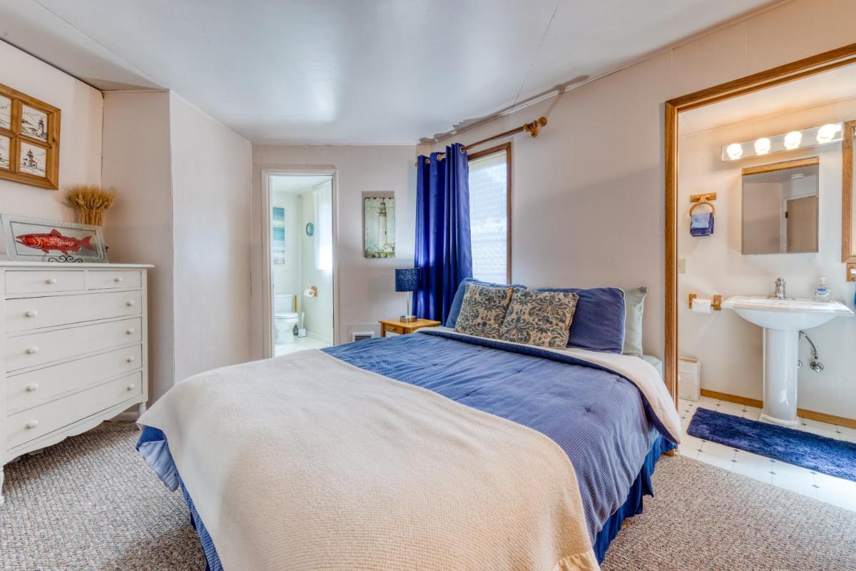 2 Bed 2 Bath Vacation home in Rockaway Beach - image 7