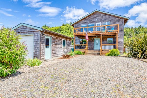 Coral Cottage - 2 Bed 2 Bath Vacation home in Rockaway Beach - image 10