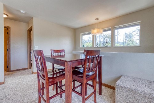 Coral Cottage - 2 Bed 2 Bath Vacation home in Rockaway Beach - image 11