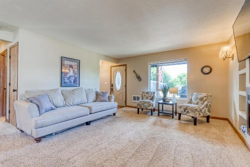 Coral Cottage - 2 Bed 2 Bath Vacation home in Rockaway Beach - image 8