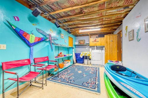 Pacific Hideaway - image 11