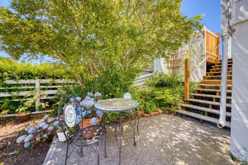 Halcyon House - image 11