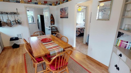 Brass Bell Cottage - image 11