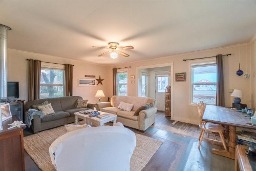 Serenity Cottage - image 11