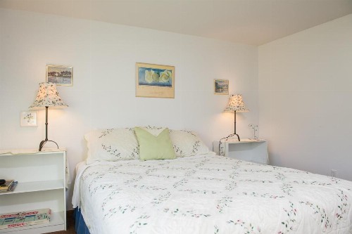 The Hamptons - image 7