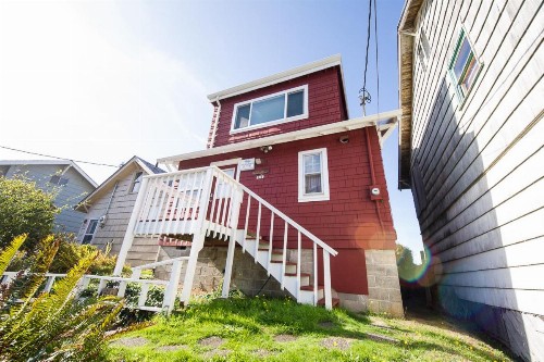 The Hamptons - image 9