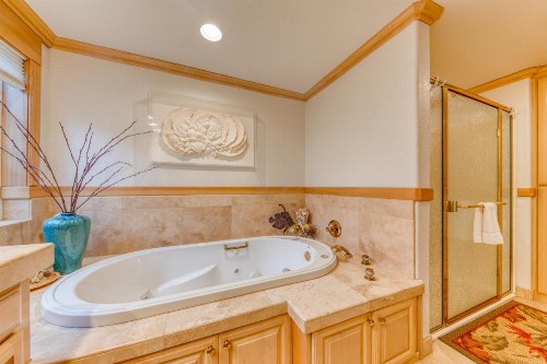 Rockaway Beach Oceanfront Wonder - image 11