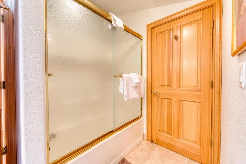 Rockaway Beach Oceanfront Wonder - image 12