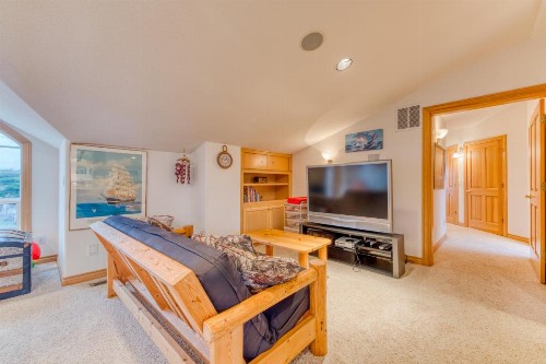 Rockaway Beach Oceanfront Wonder - image 6