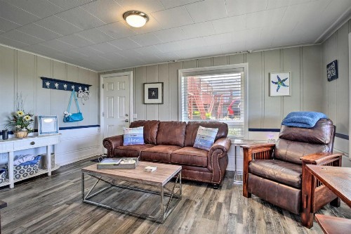 Oceanfront Rockaway Beach Condo Pet-Friendly - image 8