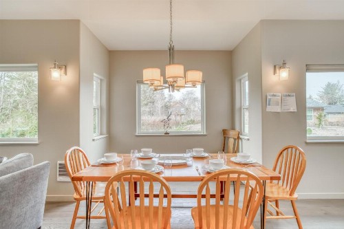 The Sandpiper Rockaway - image 11