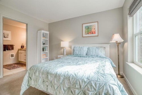 The Sandpiper Rockaway - image 13