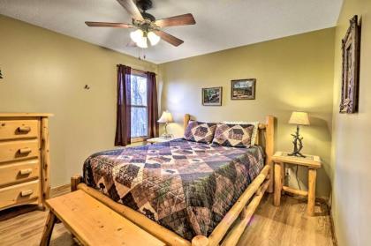 Hocking Hills Hideaway with Hot Tub Fire Pit and Views