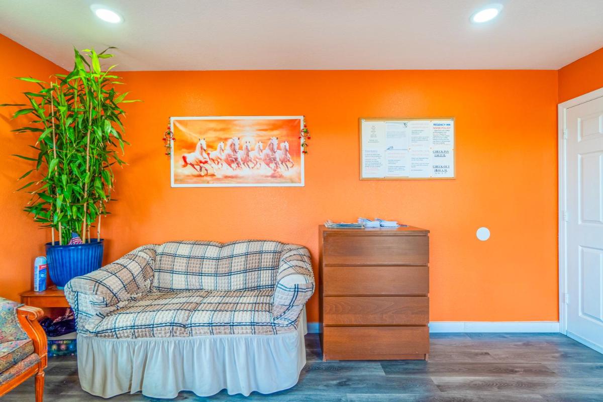 Regency Inn Rockdale - image 5