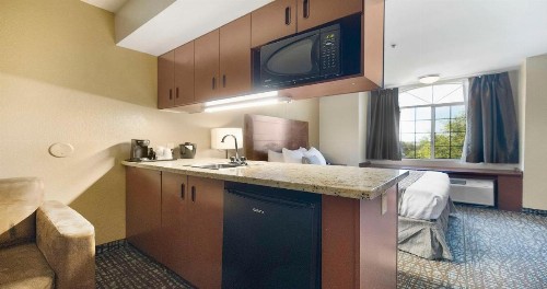 SureStay Plus Hotel by Best Western Rocklin - image 43