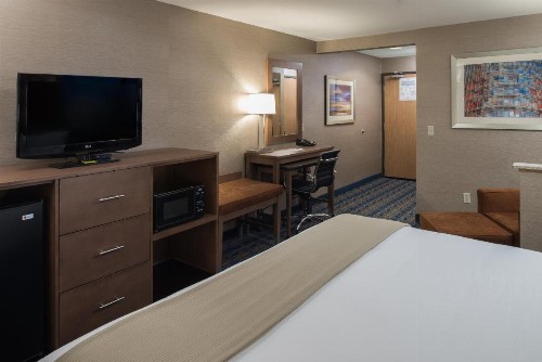 Holiday Inn Express Rocklin - Galleria Area an IHG Hotel - image 4