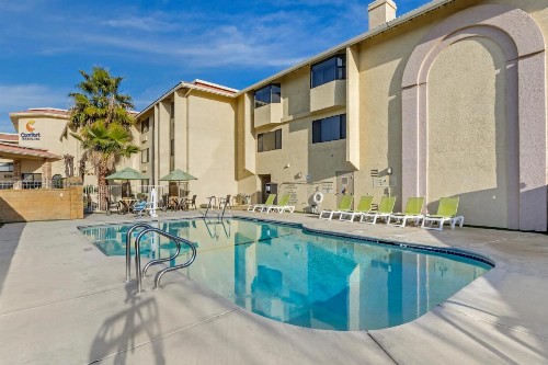 Comfort Inn & Suites Rocklin - image 17
