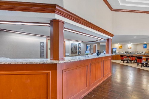 Comfort Inn & Suites Rocklin - image 18