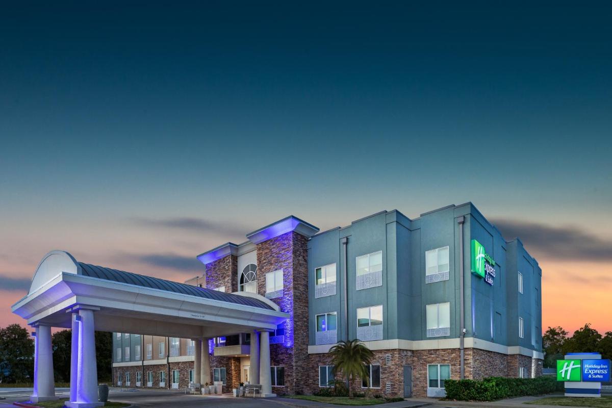 Holiday Inn Express & Suites Rockport - Bay View an IHG Hotel - main image