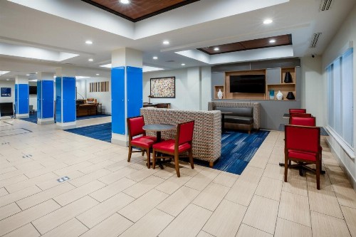 Holiday Inn Express & Suites Rockport - Bay View an IHG Hotel - image 16