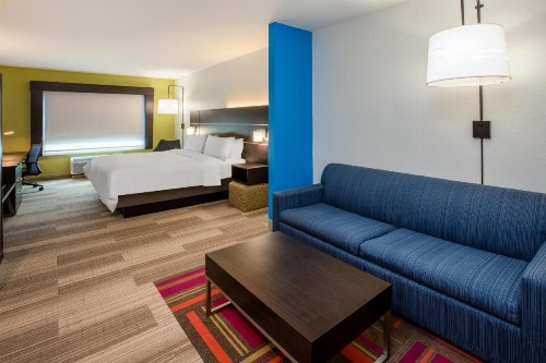Holiday Inn Express & Suites Rockport - Bay View an IHG Hotel - image 19
