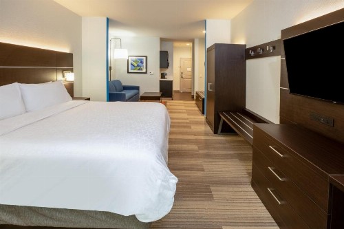 Holiday Inn Express & Suites Rockport - Bay View an IHG Hotel - image 32