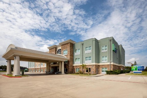 Holiday Inn Express & Suites Rockport - Bay View an IHG Hotel - image 43