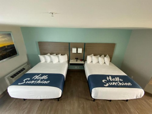 Days Inn by Wyndham Rockport Texas - image 18