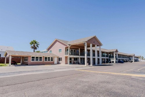 Quality Inn on Aransas Bay - image 37