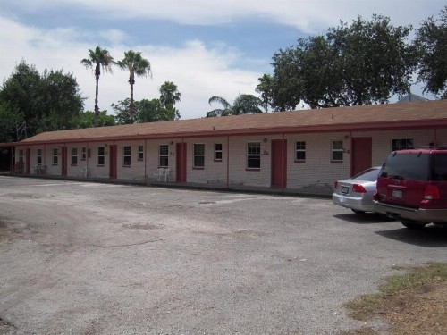 Bayfront Cottages - image 8