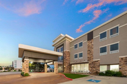 La Quinta by Wyndham Rockport - Fulton - image 17