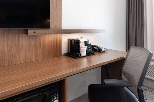 La Quinta by Wyndham Rockport - Fulton - image 32